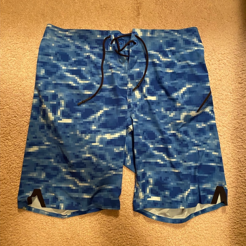 lululemon board shorts/swim trunks